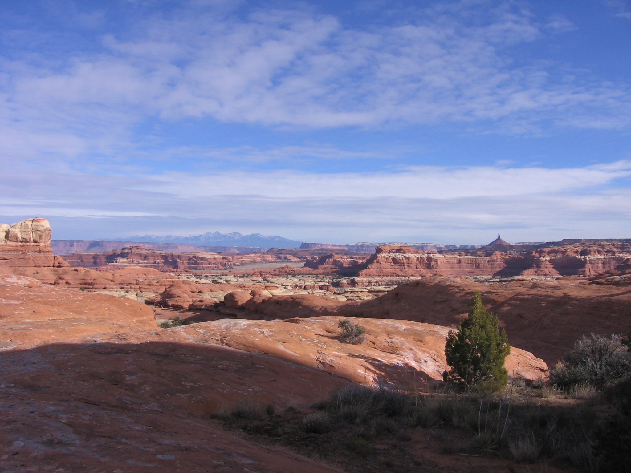 la sals and six shooter peak in the distance